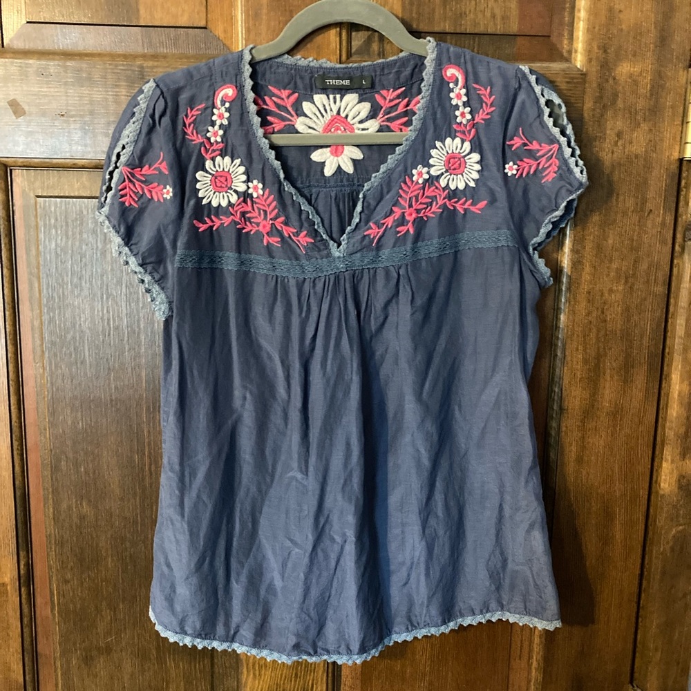 Theme embroidered silk bohemian blouse size L
